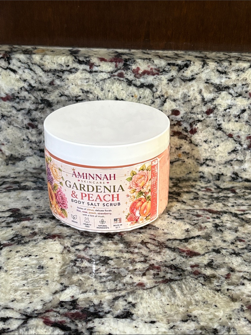 Aminnah Gardenia & Peach Salt Scrub